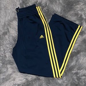 [LAST CHANCE*] ADIDAS SWEATS